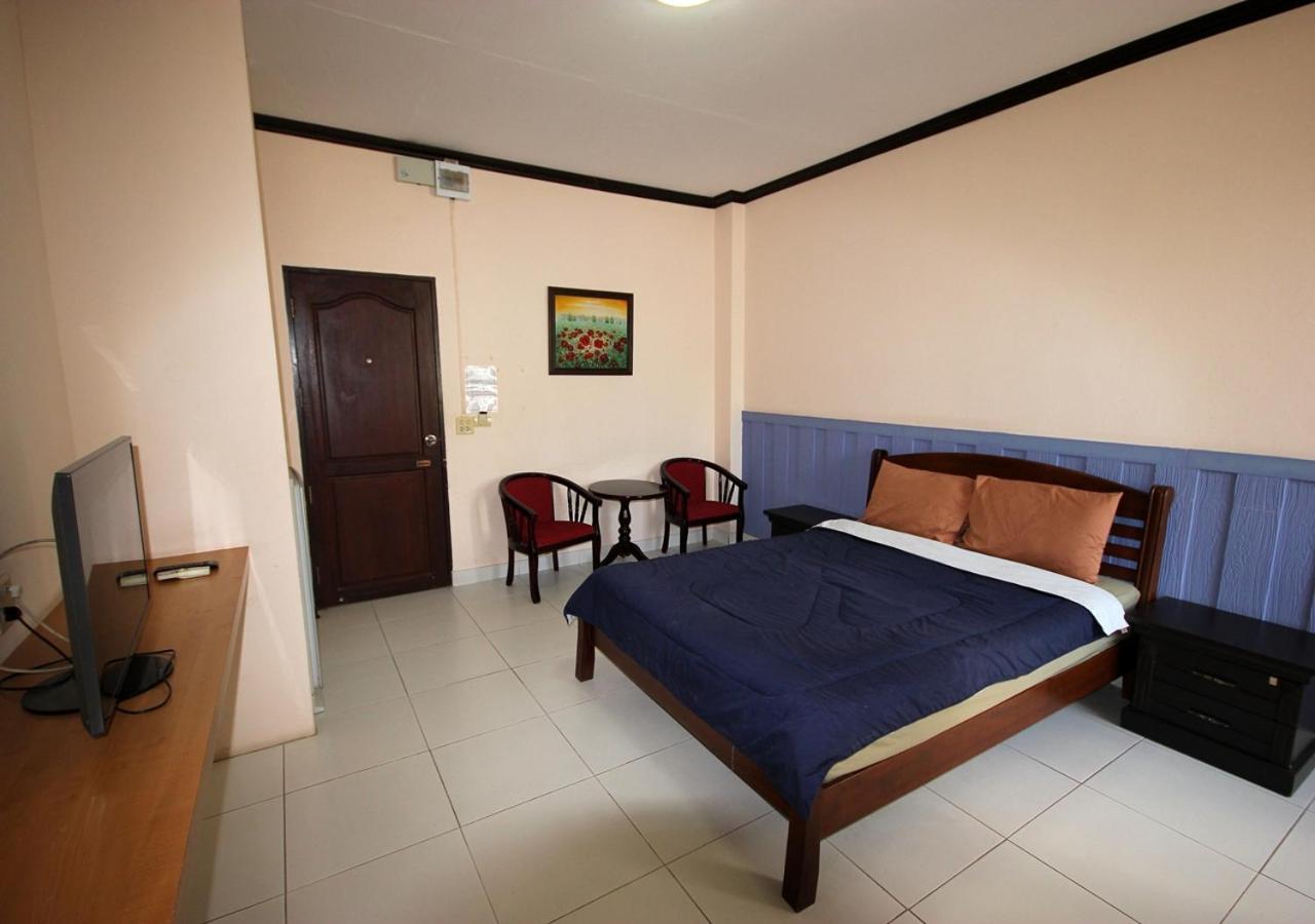 Matini Amata Hotell Ban Hua Phai Exteriör bild