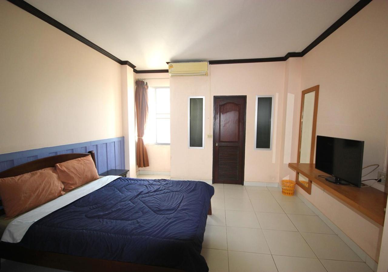 Matini Amata Hotell Ban Hua Phai Exteriör bild